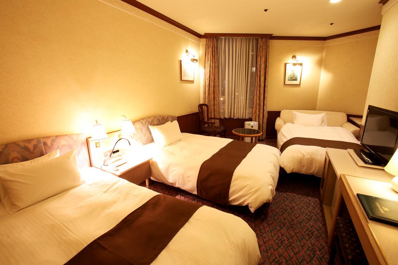 Hotel Sunlife Garden Hiratsuka Exterior photo